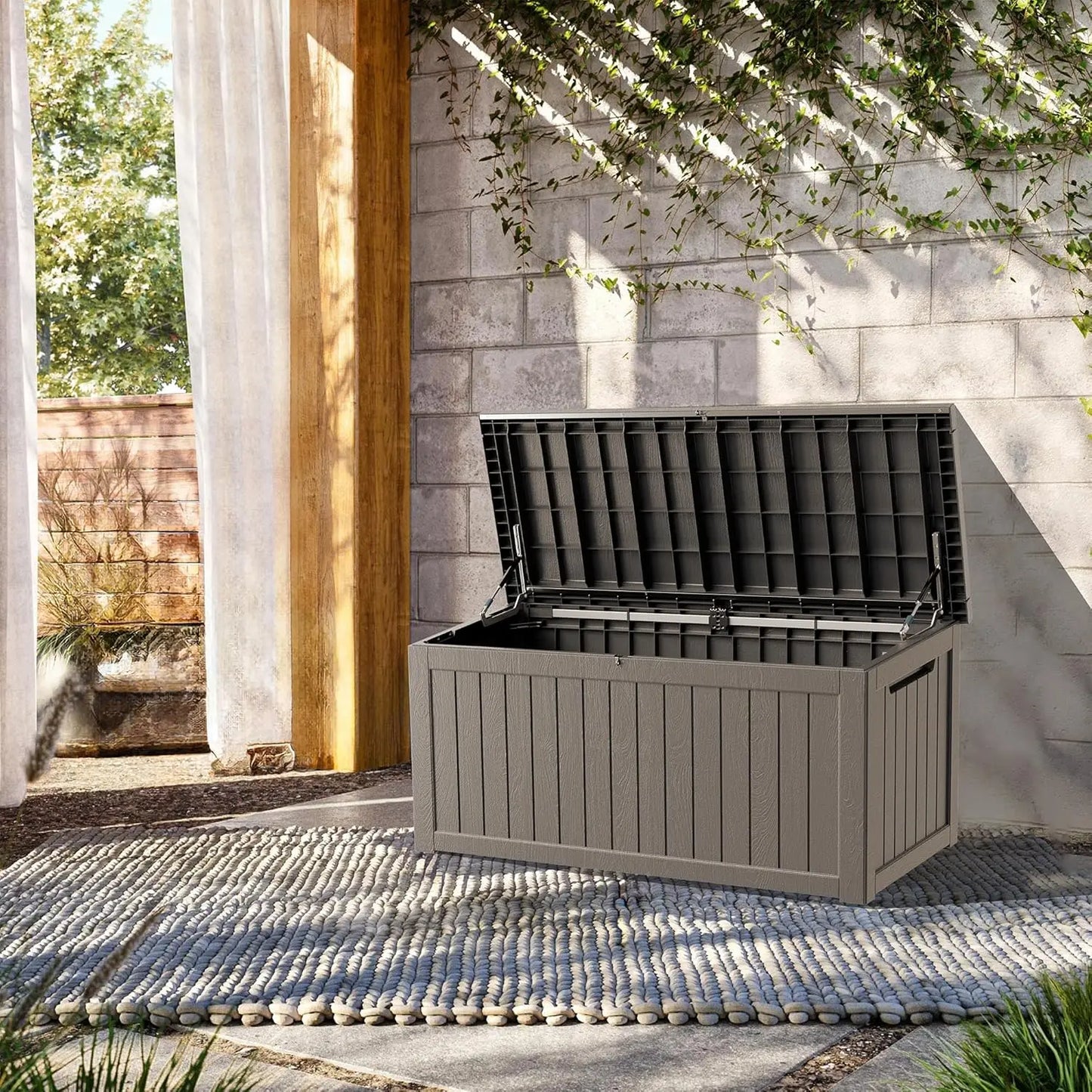 Lockable Resin Deck Box for Outdoor Cushions and Tools
