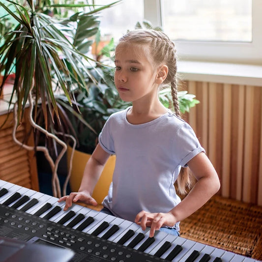 Gep 110 61 Key Keyboard With Led Screen And Accessories
